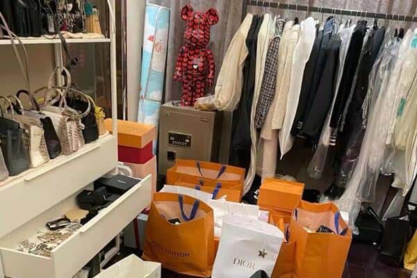广安市前锋回收一线品牌衣服